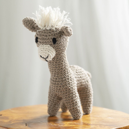 Kit de Amigurumi - Llama Laurie - Hoooked