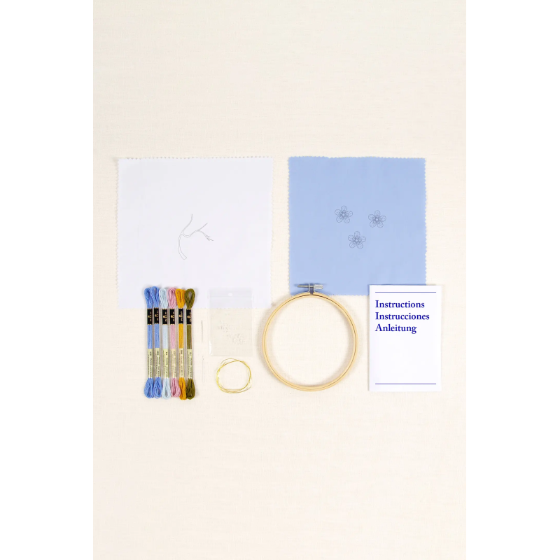 Kit de bordado avanzado Nomeolvides por Pippa Haynes - DMC
